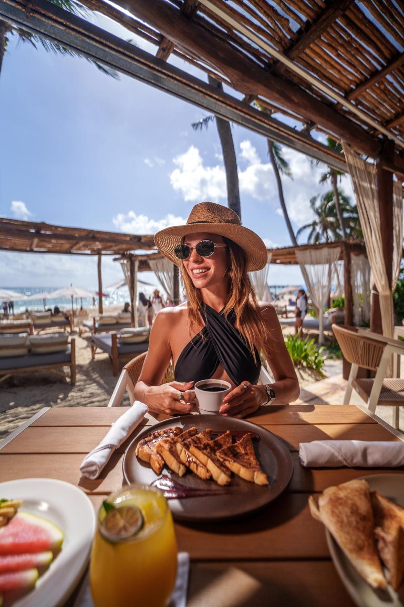 Areia Playa Del Carmen - Beach Front Hotel Buitenkant foto