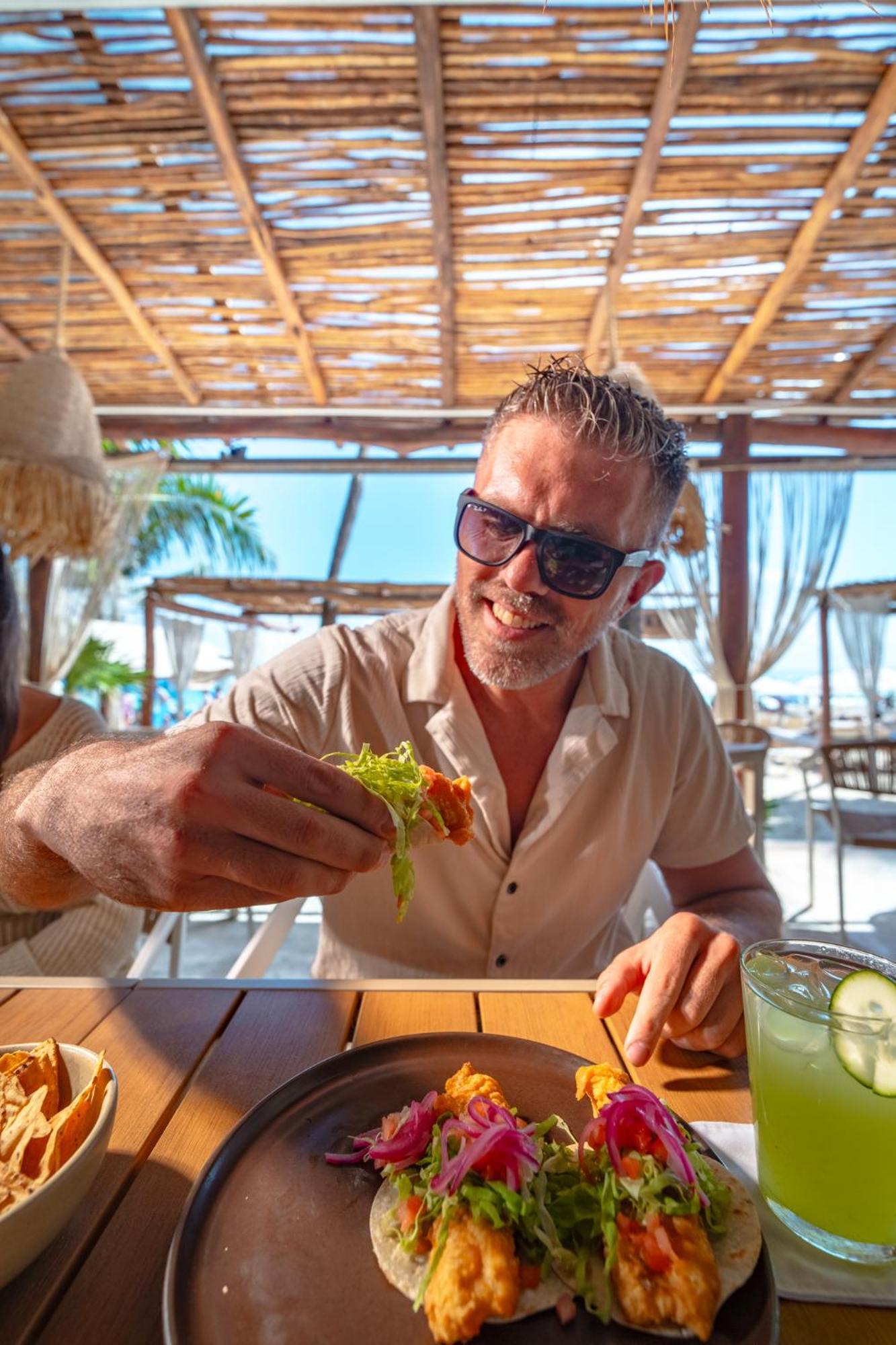 Areia Playa Del Carmen - Beach Front Hotel Buitenkant foto